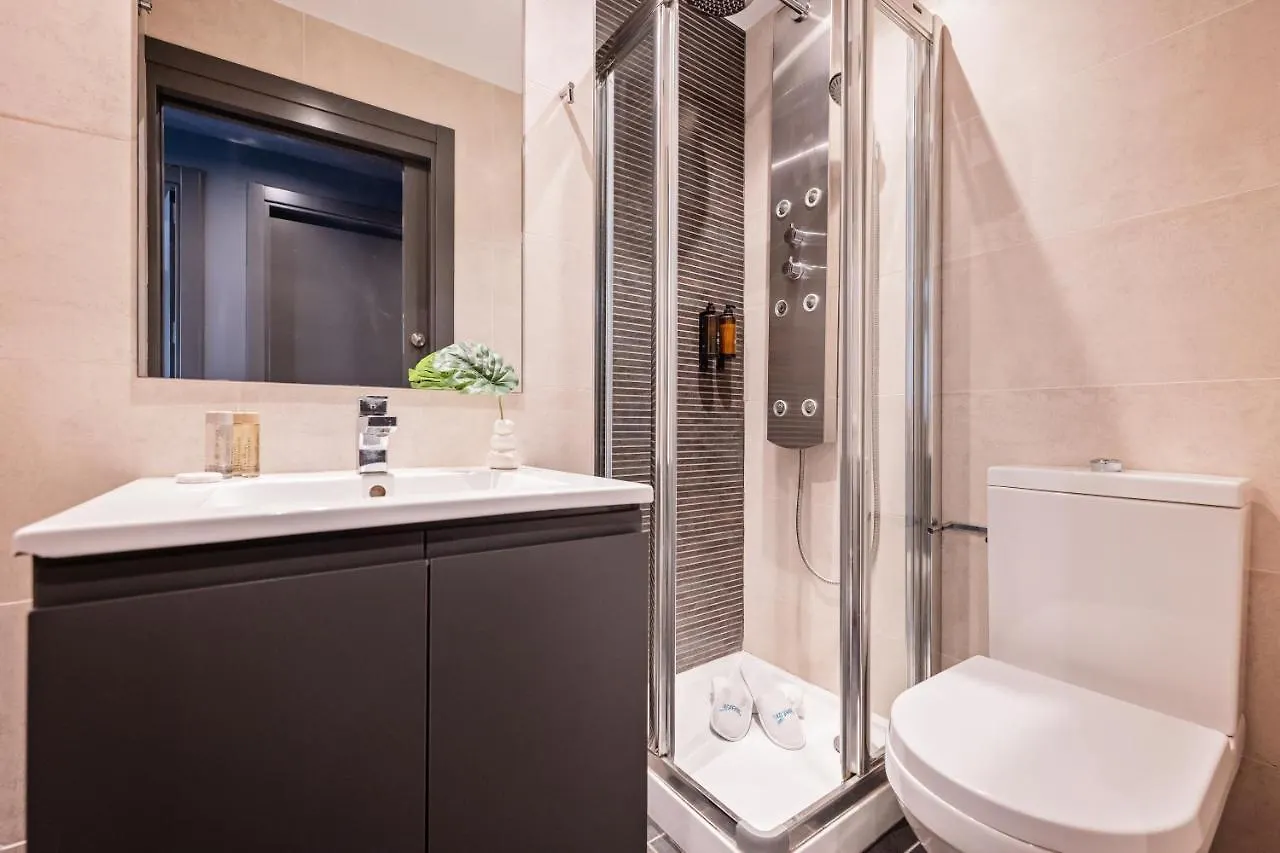 Sweett - Avenida Roma Apartment Barcelona